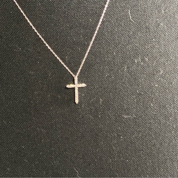 14kw gold pendant and chain cross necklace - Picture 3 of 7